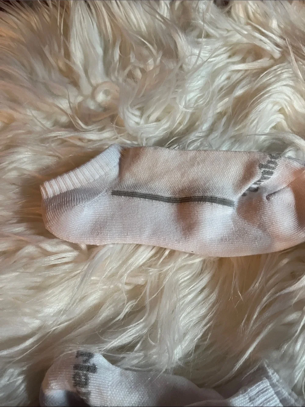 Timberland White Low-Cut Athletic Socks with Gray Logo Accent4pack no show